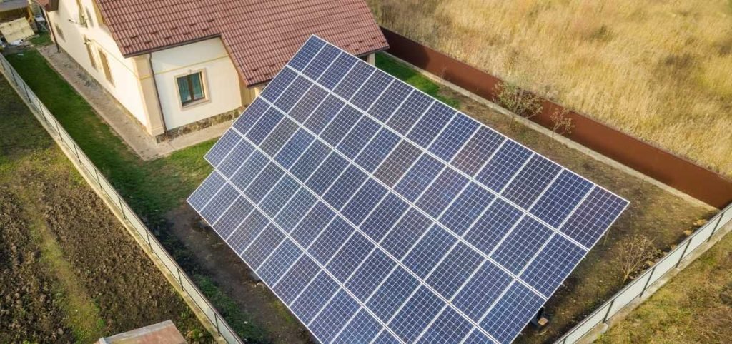 Fotovoltaico a terra: sì ai benefici del Superbonus 110%
